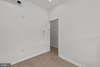 13 S 55th St in Philadelphia, PA - Building Photo - Building Photo
