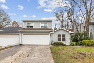 1486 Briaroaks Trl NE in Atlanta, GA - Building Photo