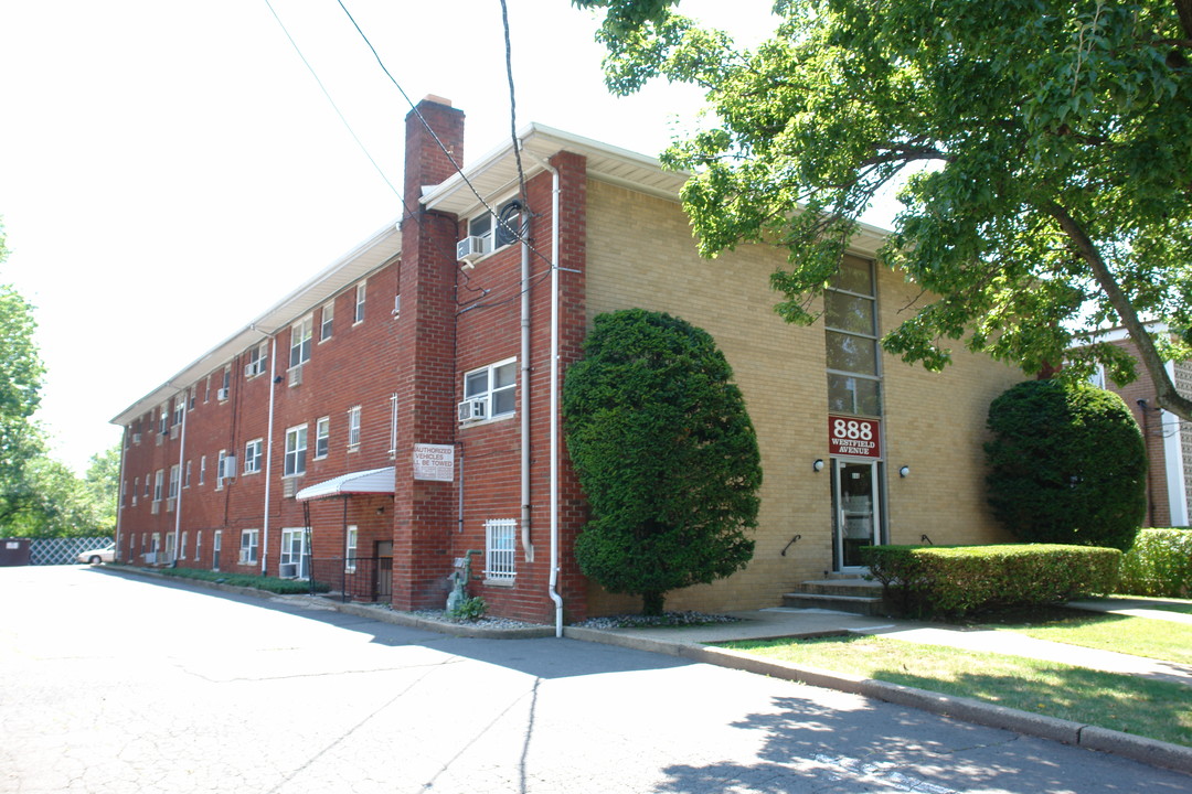 888 Westfield Ave in Elizabeth, NJ - Building Photo