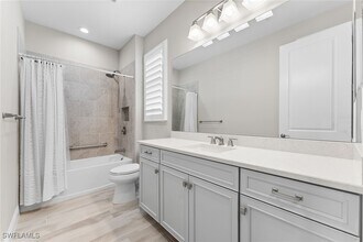 2609 Seychelles Cir in Naples, FL - Building Photo - Building Photo