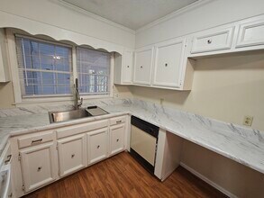 4602 Norwich Rd in Wilmington, NC - Foto de edificio - Building Photo