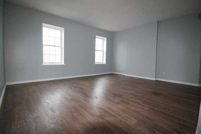 3 School St in Cohoes, NY - Building Photo - Building Photo