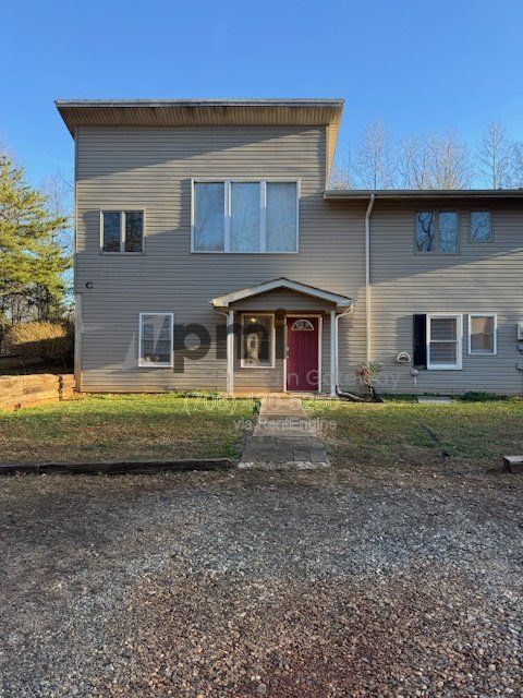 property at 111 Primrose Dr