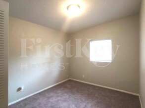 8035 Robin Rd in Seminole, FL - Building Photo - Building Photo