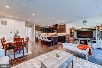 157 Mulberry Dr in Malvern, PA - Building Photo - Building Photo