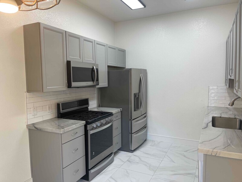 3360 Cactus Shadow St-Unit -101 in Las Vegas, NV - Building Photo