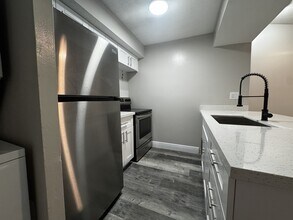 5628 Rock Island Rd in Tamarac, FL - Building Photo - Building Photo