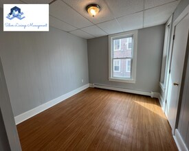 127 Austin St in Worcester, MA - Building Photo - Building Photo