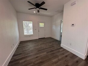 720 Neches St in Lockhart, TX - Building Photo - Building Photo