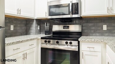 2801 Biltmore Park Dr, Unit 02-107 in Orlando, FL - Building Photo - Building Photo