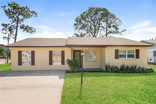 301 Farmbrook Rd in Port Orange, FL - Building Photo - Building Photo