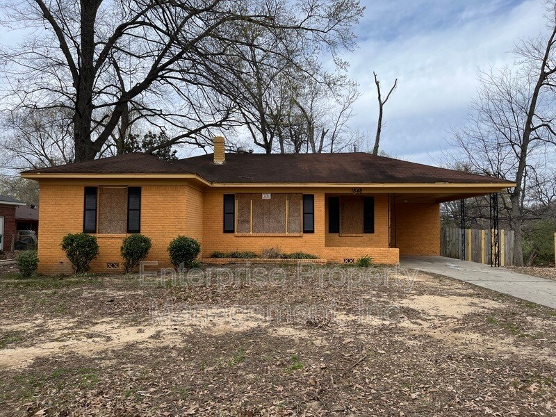 1848 Woodburn Dr in Memphis, TN - Building Photo