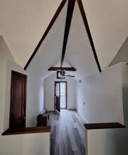 125 Hemlock St, Unit 2nd flr in West Haven, CT - Foto de edificio - Building Photo