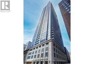 70 Temperance St in Toronto, ON - Building Photo