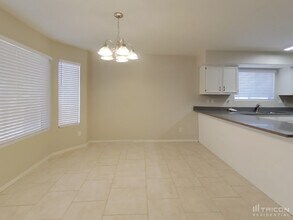 929 N Kingston St in Gilbert, AZ - Building Photo - Building Photo