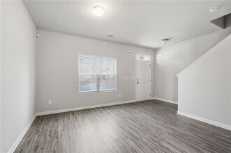 3237 Cedar Crest Way in Decatur, GA - Building Photo - Building Photo