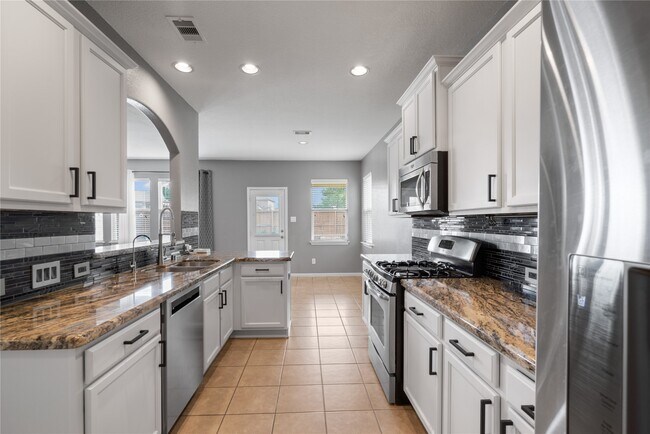 8923 Jordi Dr in Tomball, TX - Building Photo - Building Photo