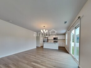 104 Tupelo Ct in Guyton, GA - Building Photo - Building Photo