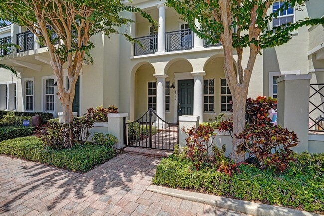 8308 NW 9th Ave