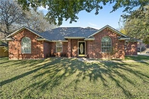 2618 S 2nd St in Waco, TX - Building Photo