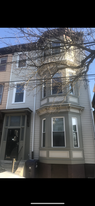 111 Eutaw St, Unit #2 Apartamentos