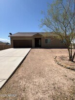 12459 W Cabrillo Dr in Arizona City, AZ - Building Photo