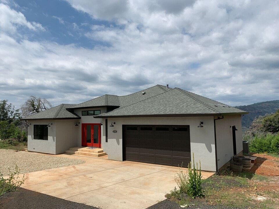 6190 Forty Oaks Ln in Paradise, CA - Building Photo
