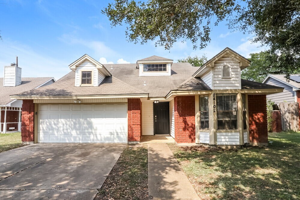 24102 Scrivener Ln in Katy, TX - Building Photo