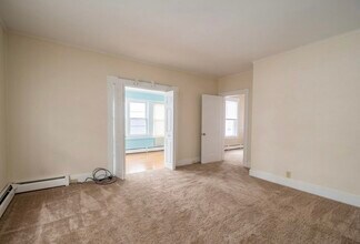 362 Main St in Nashua, NH - Building Photo - Building Photo