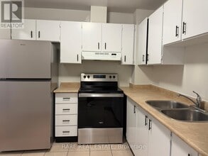 45 Bredin Pkwy in Orangeville, ON - Building Photo - Building Photo