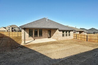 2216 Los Angeles Ave in Edmond, OK - Building Photo - Building Photo