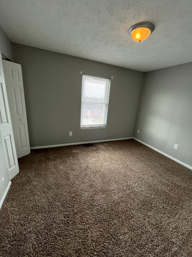 720-730 Country Club Ct in Winchester, KY - Foto de edificio - Building Photo