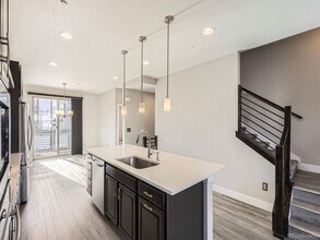 8642 E 47th Ave in Denver, CO - Building Photo - Building Photo