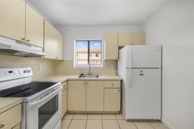 property at 6165 W 22nd Ct
