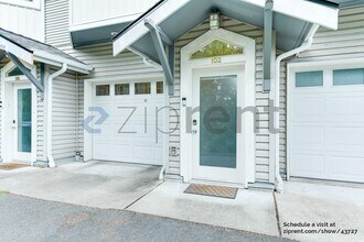 11570 Stone Ave N in Seattle, WA - Building Photo - Building Photo