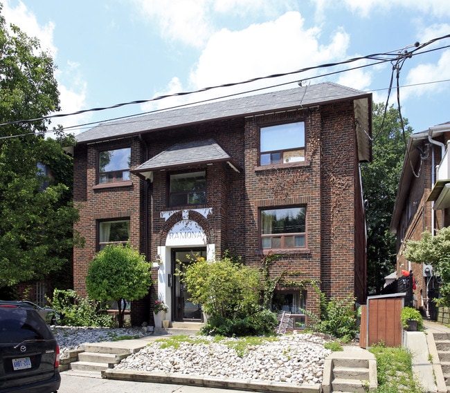 60 Glen Manor Dr in Toronto, ON - Building Photo - Primary Photo