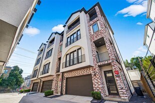 2116 Mason St in Houston, TX - Building Photo