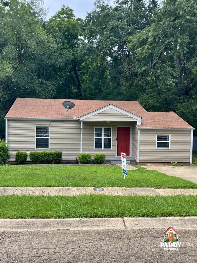 616 Arizona Ave in Wake Village, TX - Building Photo - Building Photo