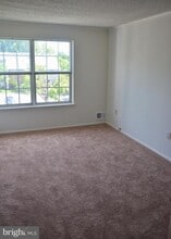 74 Lehavre Ct in Trenton, NJ - Building Photo - Building Photo