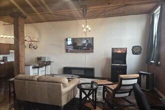 227 Iron St in Detroit, MI - Building Photo - Building Photo