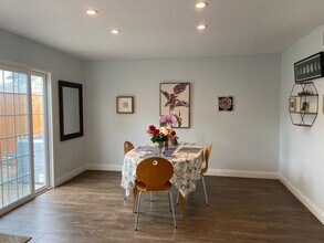 2817 Via Pajaro Via in Carlsbad, CA - Building Photo - Building Photo
