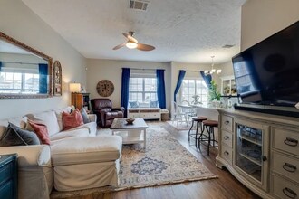 8430 Charbay Cir in Brentwood, TN - Building Photo - Building Photo