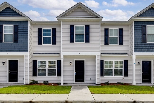 property at 13 Red Robin Ct