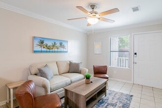 1271 Redwood Ln in Gulf Breeze, FL - Building Photo - Building Photo