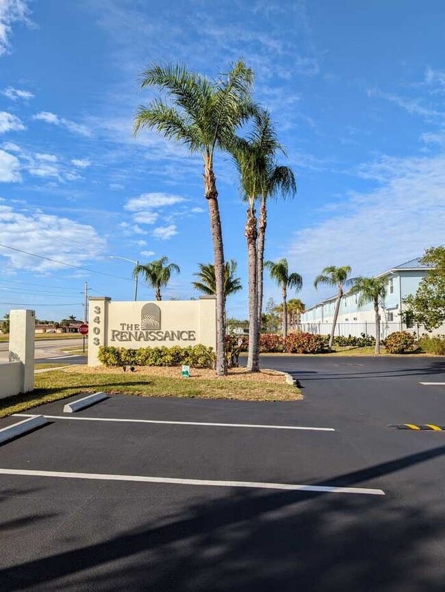 3407 Winkler Ave in Ft. Myers, FL - Foto de edificio - Building Photo