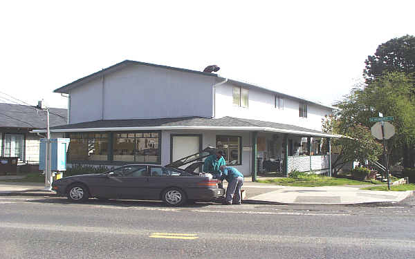 4346-4350 SE Milwaukie Ave in Portland, OR - Building Photo - Building Photo