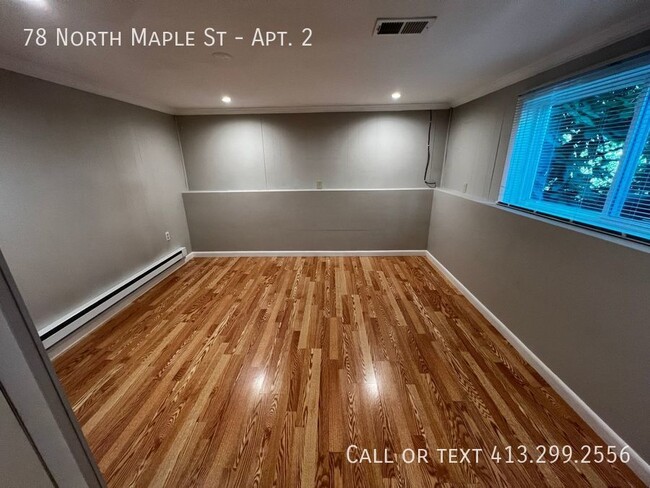 78 N Maple St in Hadley, MA - Building Photo - Building Photo