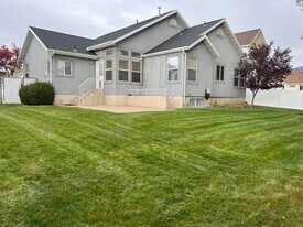 719 W 2175 N in Layton, UT - Building Photo