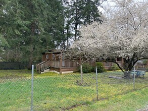 416 Duterrow Rd SE in Olympia, WA - Building Photo - Building Photo