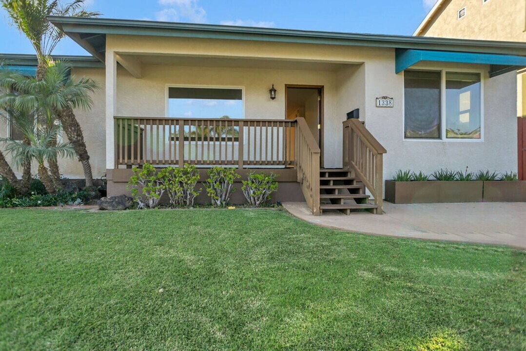 1338 Missouri St in San Diego, CA - Building Photo